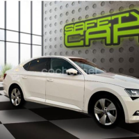 SKODA Superb 2.0 TDI 150cv DSG Ambition 5p.