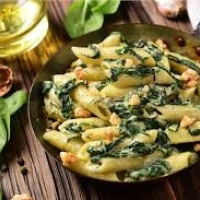 Penne rigate a la crema de espinaca