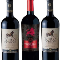 Trio Toro Piedra Bestia Roja