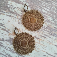 Pendientes mandala dorado antiguo