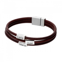 Pulsera café con nombres personalizado