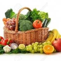 Cesta de frutas y verduras 9kg - patata, cebolla, calabaza, zanahoria, calabacín, pimiento, ajo, tomate ensalada, lechuga,  pepino, manzana golden, pera, naranja