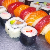 SUSHI VARIADO (40 PIEZAS)