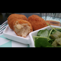 CROQUETAS GAMBAS AL AJILLO