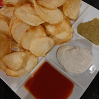 PATATAS 3 SALSAS