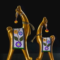 Pareja de Vicuñas estilizadas