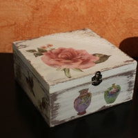 Caja de madera con decapado vintage  -vendido-