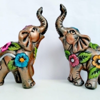 Pareja de elefantes de pucará