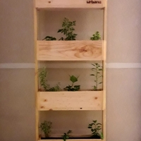 Huerta 4 niveles para 12 plantas