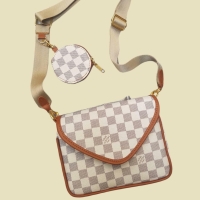 CARRIEL , INCLUYE ACCESORIO: MONEDERO